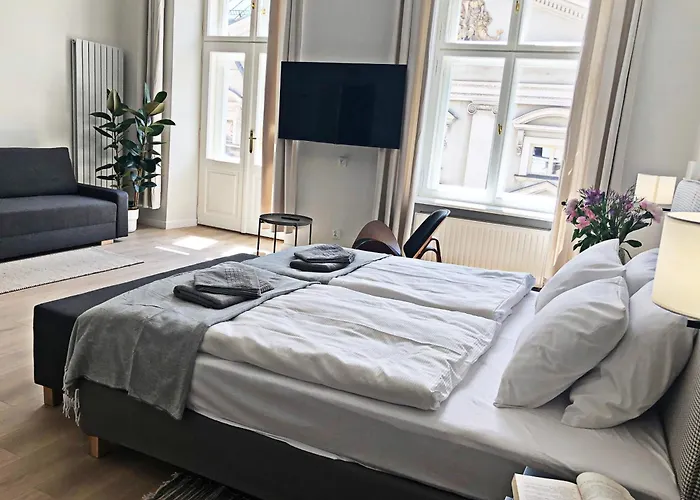 Aparthotel Anny 5 4*