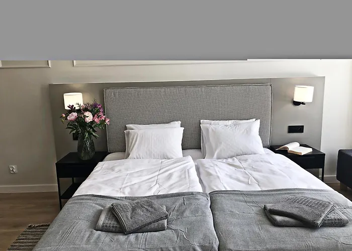 Anny 5 Aparthotel 4*