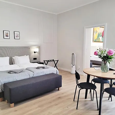 Anny 5 Hotel apartamentowy *