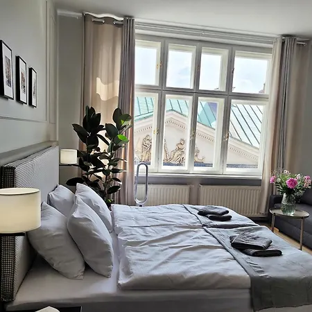 Aparthotel Anny 5