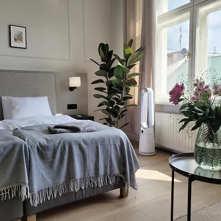 Anny 5 Apartmanhotel