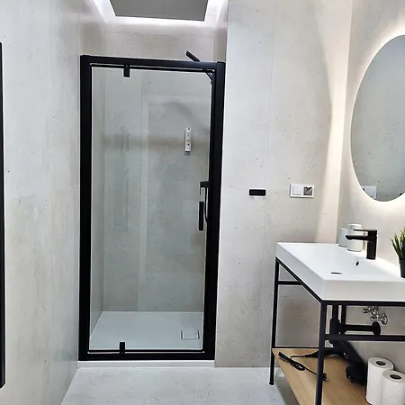 Anny 5 Aparthotel