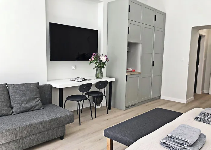 アパートホテル Anny 5 4*