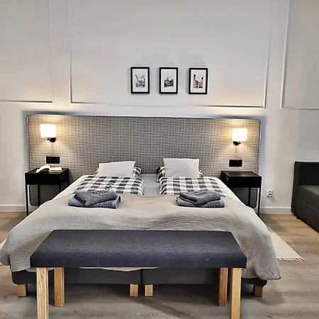 Anny 5 * Kraków