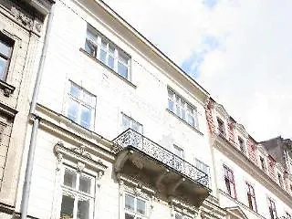 Anny 5 Lejlighedshotel
