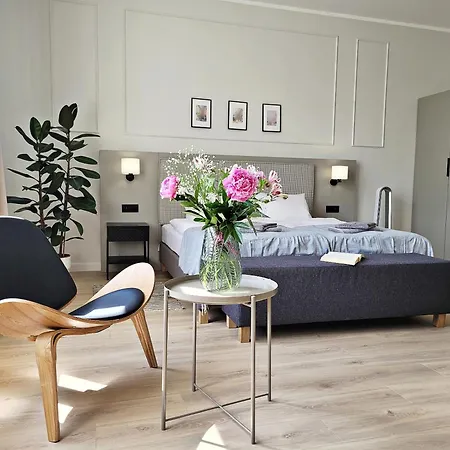 Апарт-отель Anny 5