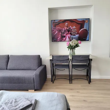 Anny 5 Апарт-отель 4*