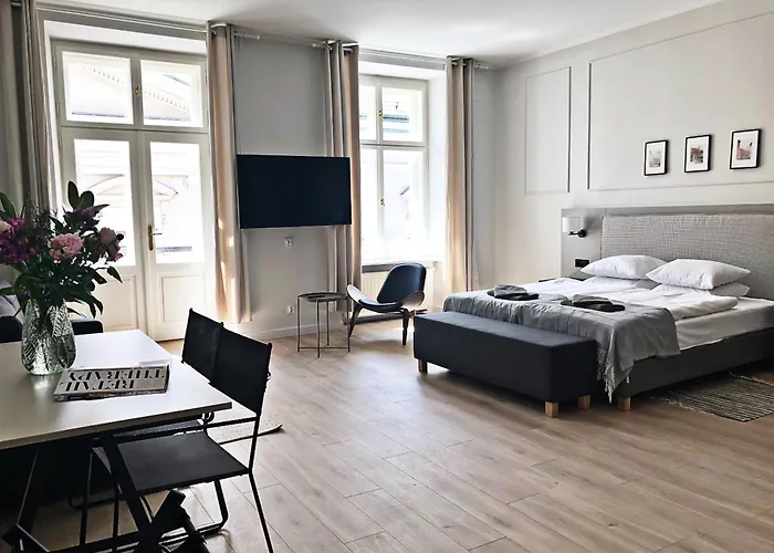 Aparthotel Anny 5 4*